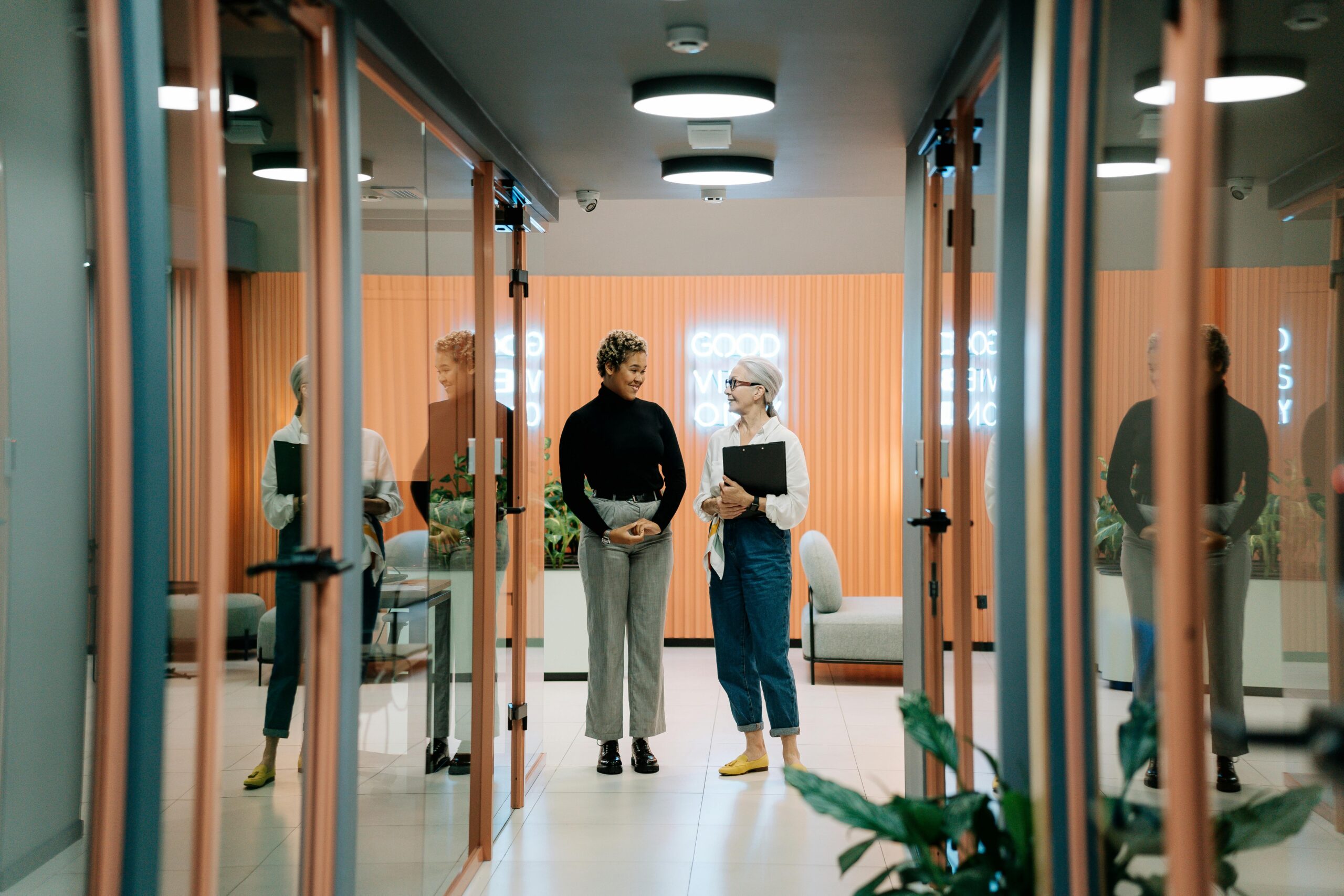 Read more about the article Top Benefits of Working with Recruitment Companies in Australia